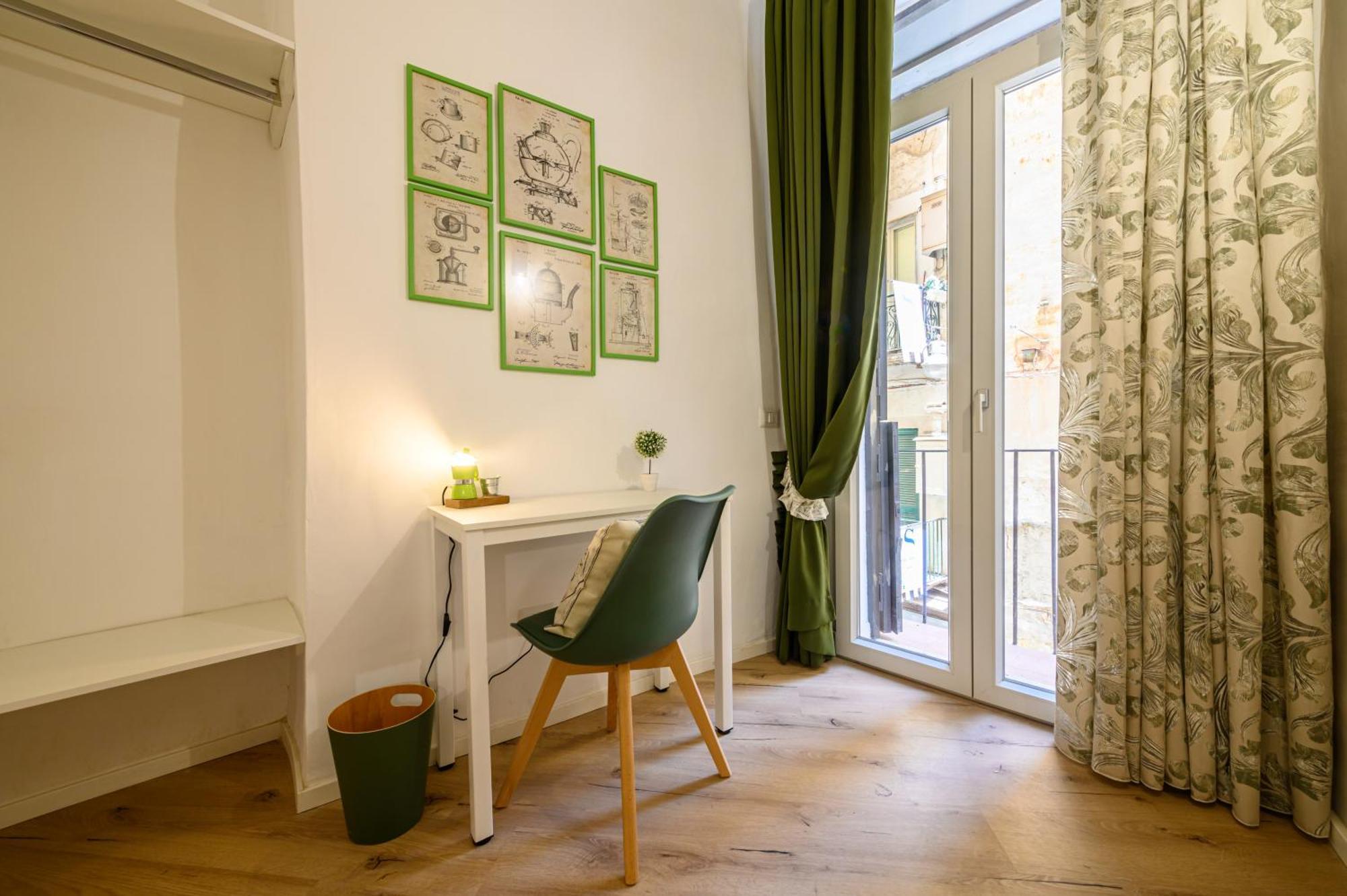A Tazzulella - Vico Graziella 12 Apartment